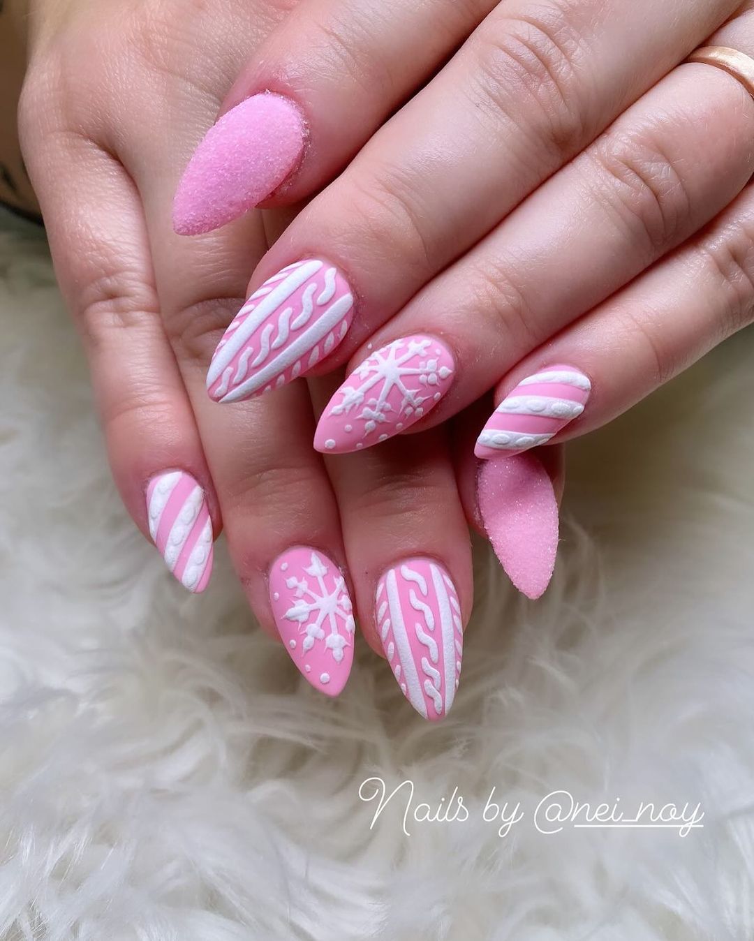 Light Pink Winter Nails