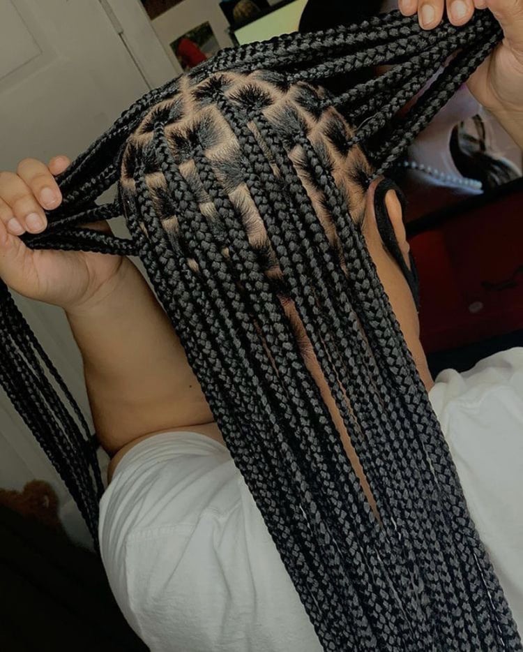 Medium Knotless Braids