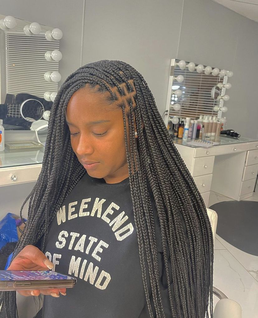 Small Knotless Braids