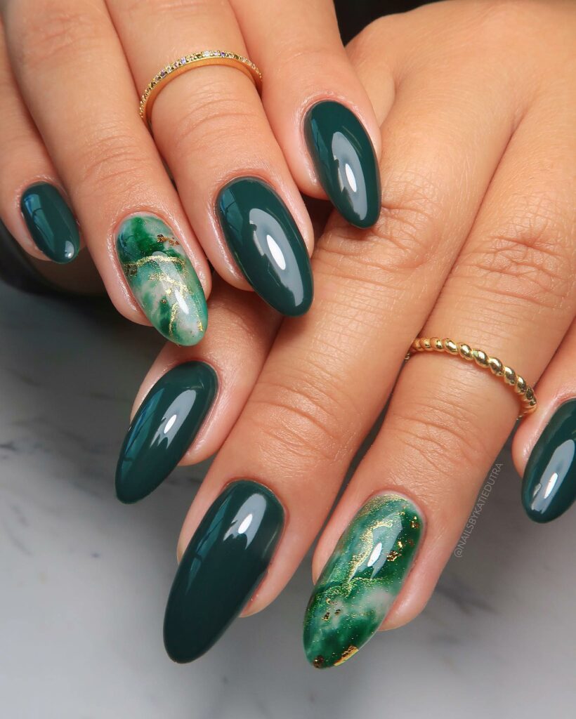 emerald green nails