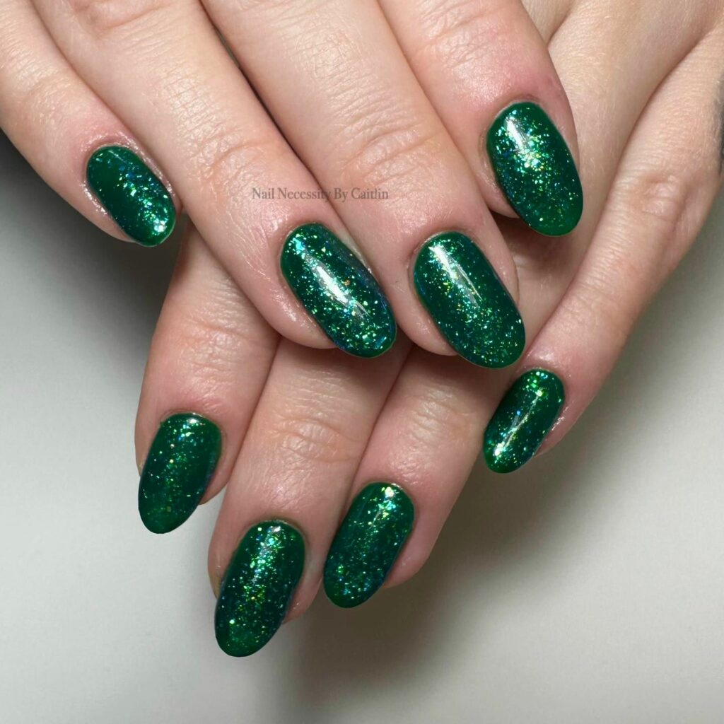 Emerald Green Nails Ideas